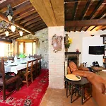 Feriehus Casale Verciano By Interhome Parrano