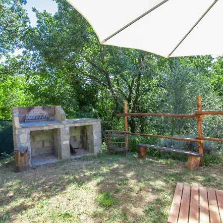 펜션 Casale Verciano By Interhome 파라노